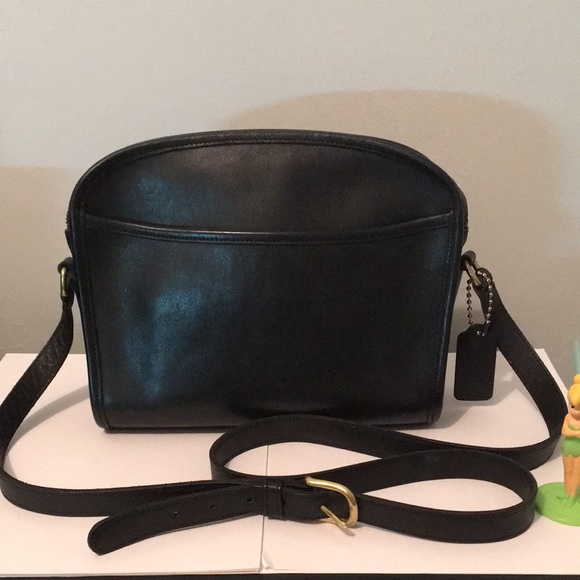 Coach vintage Black Leather #9087 Crossbody. - Picture 1 of 4